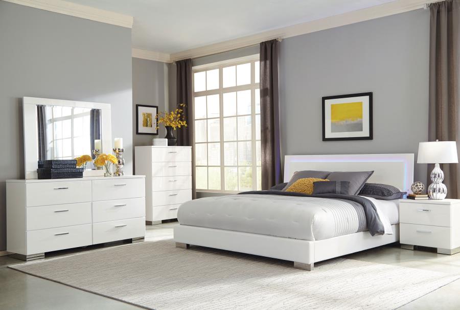 (image for) Felicity 5-piece Eastern King Bedroom Set White High Gloss