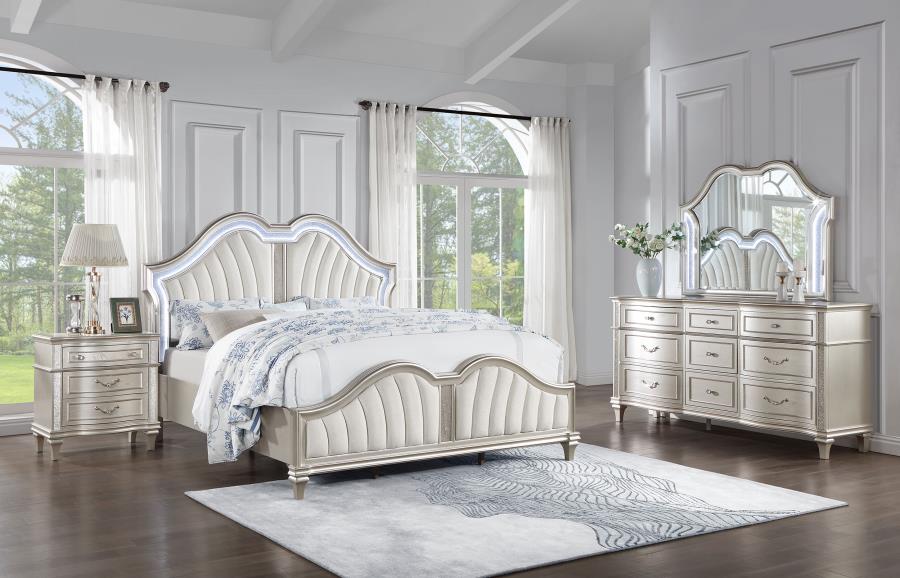 (image for) Evangeline 4-piece Eastern King Bedroom Set Silver Oak