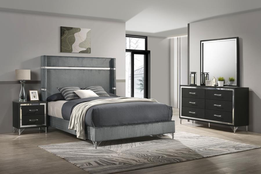 (image for) Lucia 4-piece Eastern King Bedroom Set Grey Black